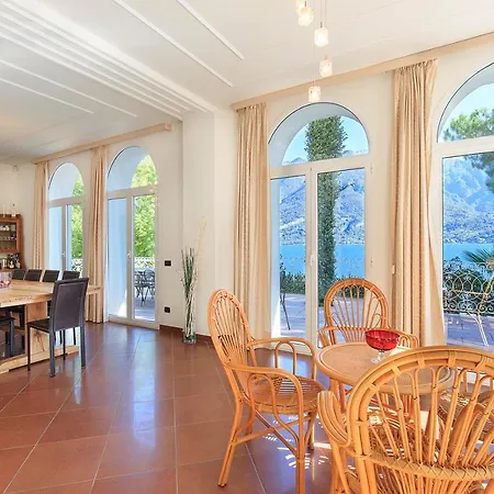 Villa Villarenza *